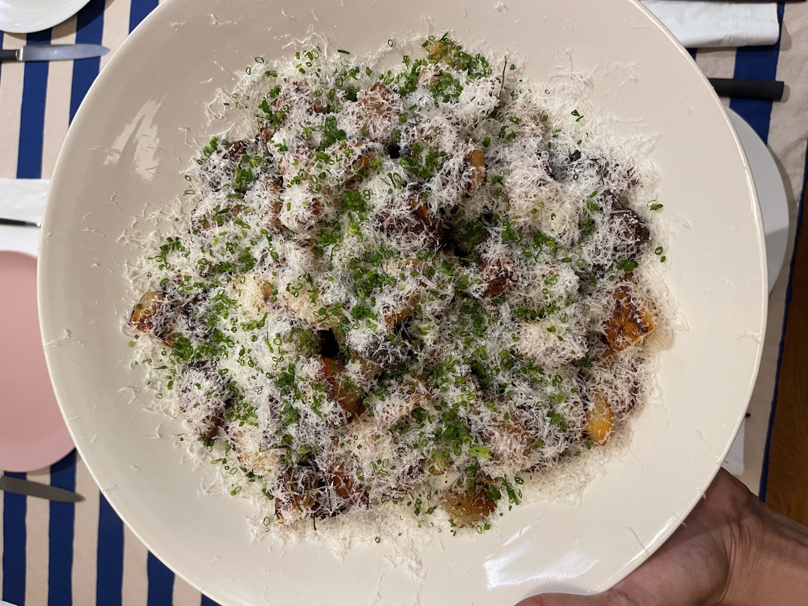 Private dining dish